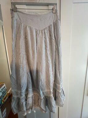 American Eagle Striped Blue and White Maxi Skirt Medium